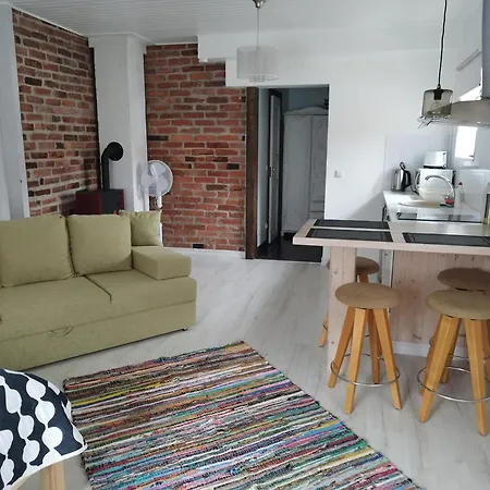 Riia Majutus * Parnawa