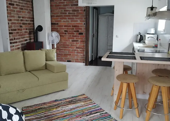 Riia Majutus * Parnawa